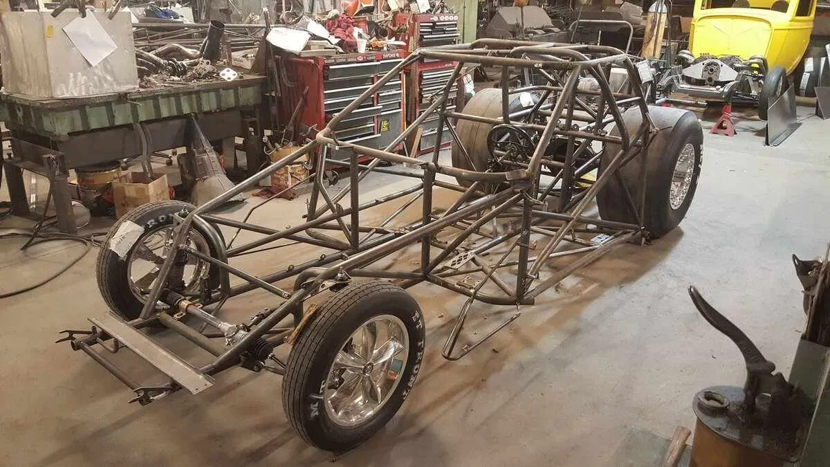 شاسی لولهای/فضایی (Tubular Chassis / Space Frame)
