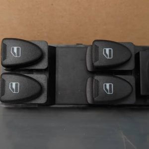 قیمت خرید کلید شیشه بالابر درب جلو چپ ام وی ام ۱۱۰ - کد فنی s11-3746030